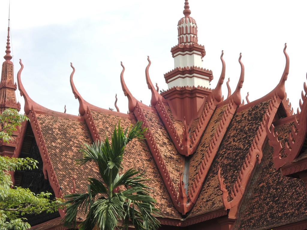 Discovery Hotel Phnom Penh Exterior foto