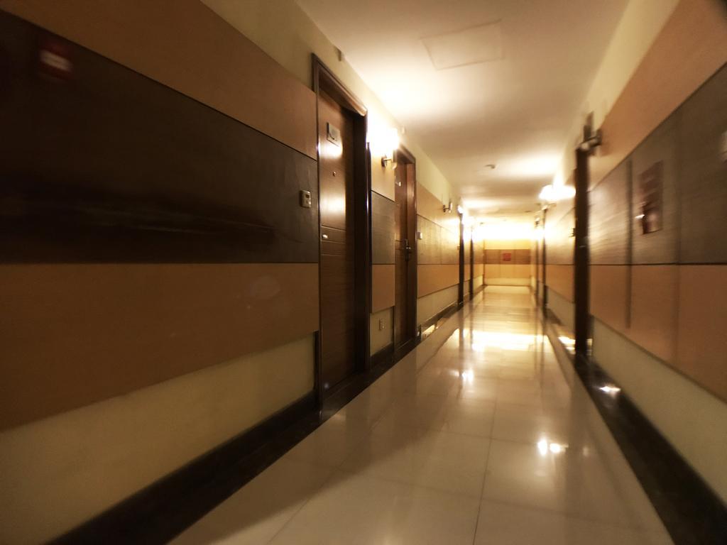 Discovery Hotel Phnom Penh Exterior foto