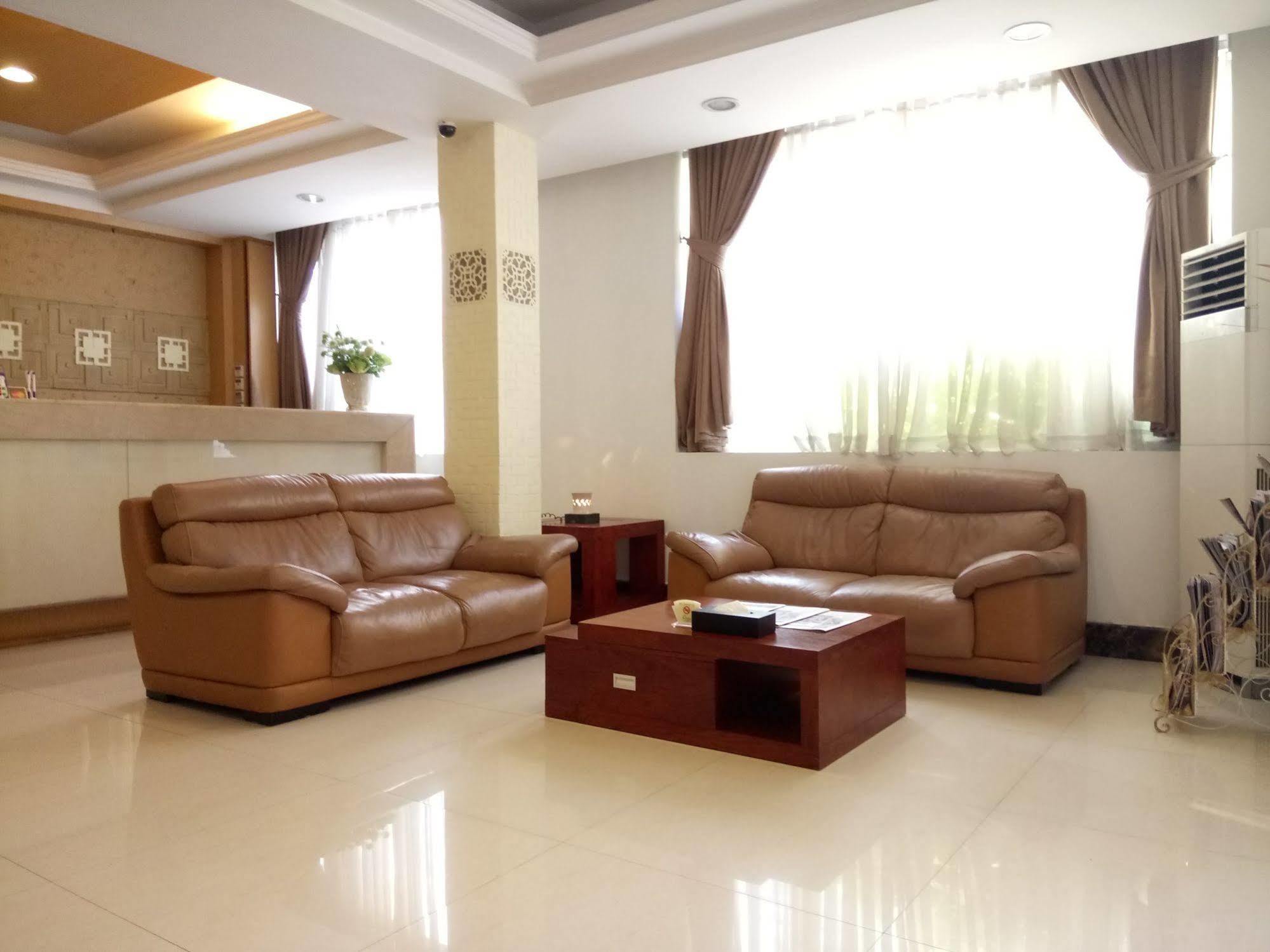 Discovery Hotel Phnom Penh Exterior foto